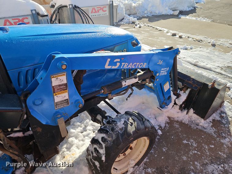 image for item EI8781 LS G3038 MFWD tractor