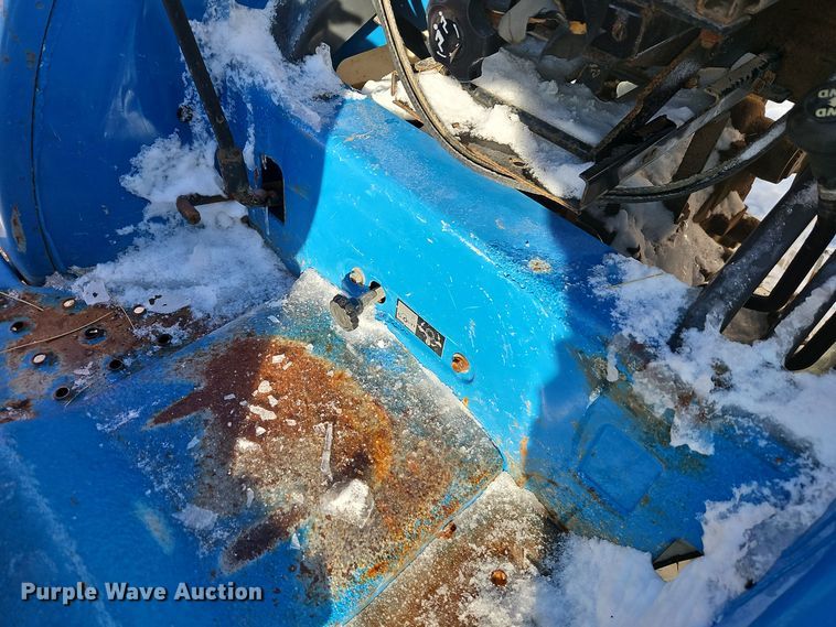 image for item EI8781 LS G3038 MFWD tractor