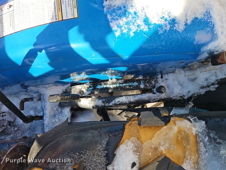 image for item EI8781 LS G3038 MFWD tractor