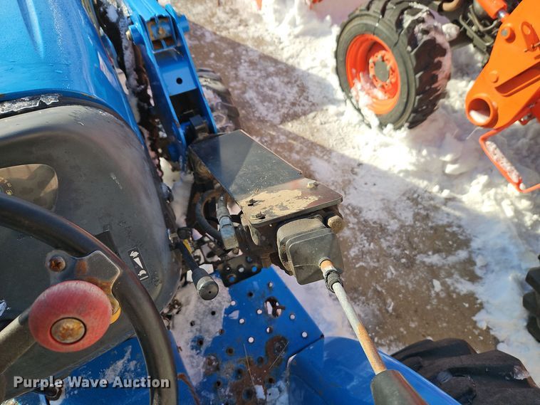 image for item EI8781 LS G3038 MFWD tractor