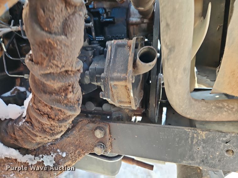 image for item EI8781 LS G3038 MFWD tractor