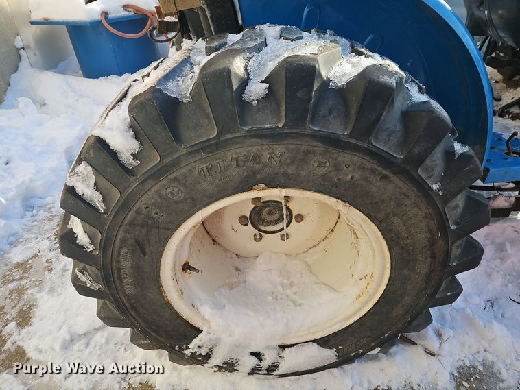 image for item EI8781 LS G3038 MFWD tractor