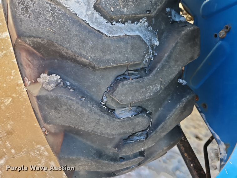 image for item EI8781 LS G3038 MFWD tractor