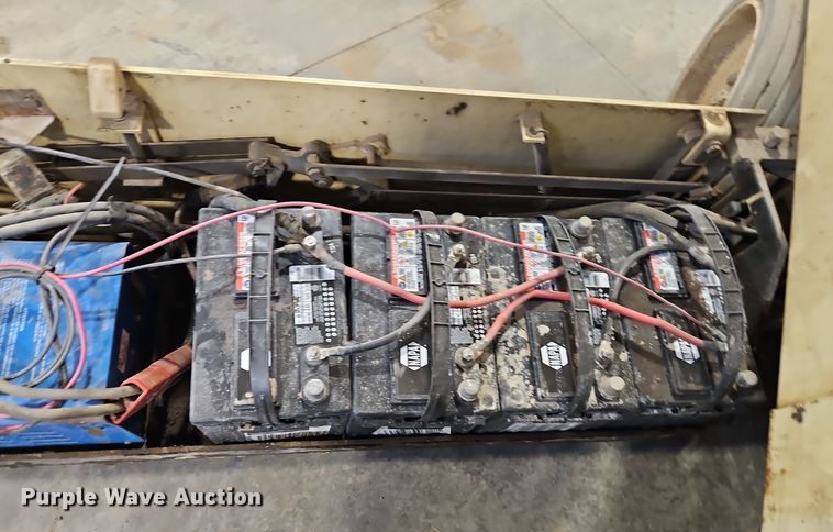 image for item EI8785 JLG 2632E2 scissor lift