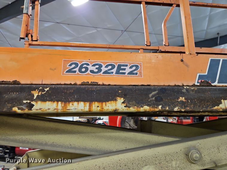 image for item EI8785 JLG 2632E2 scissor lift
