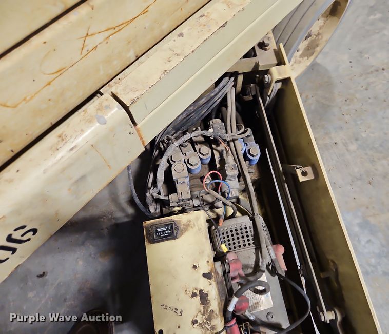 image for item EI8785 JLG 2632E2 scissor lift