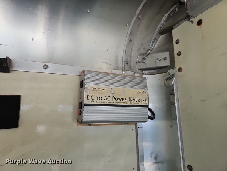 image for item EI8787 2010 Chevrolet G3500 box truck