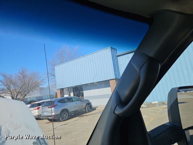 image for item EI8787 2010 Chevrolet G3500 box truck