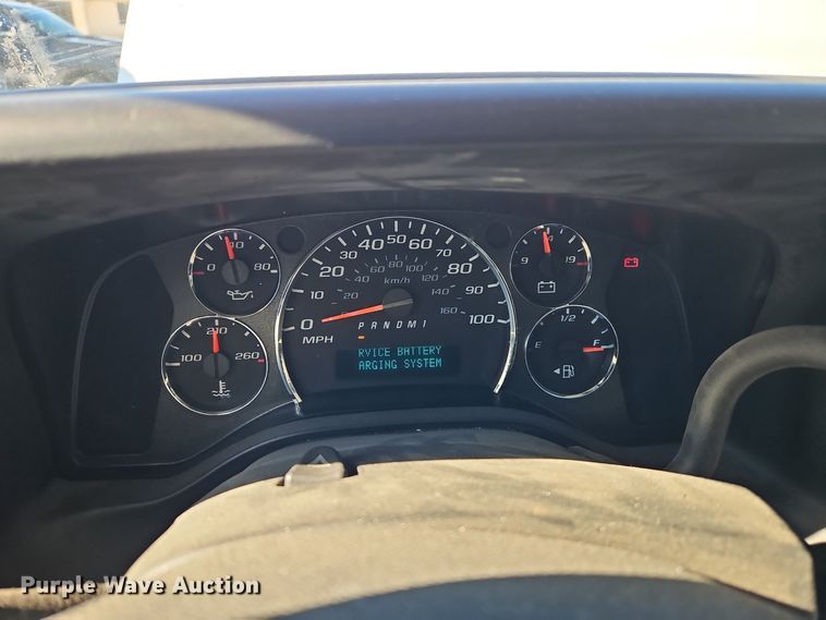 image for item EI8787 2010 Chevrolet G3500 box truck