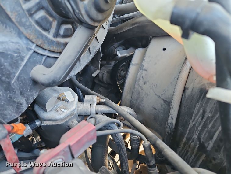 image for item EI8787 2010 Chevrolet G3500 box truck