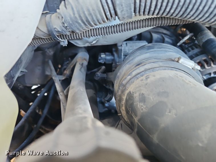 image for item EI8787 2010 Chevrolet G3500 box truck