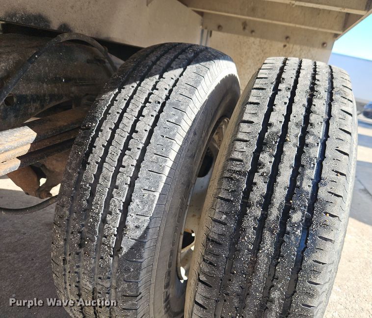 image for item EI8787 2010 Chevrolet G3500 box truck