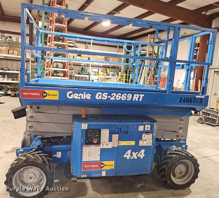 image for item EI8788 2012 Genie GS-2669RT scissor lift