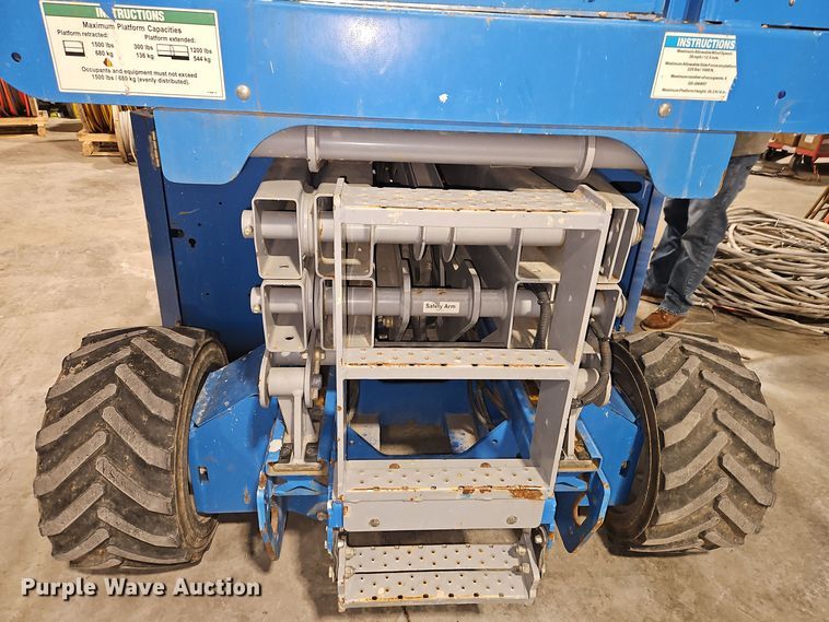 image for item EI8788 2012 Genie GS-2669RT scissor lift