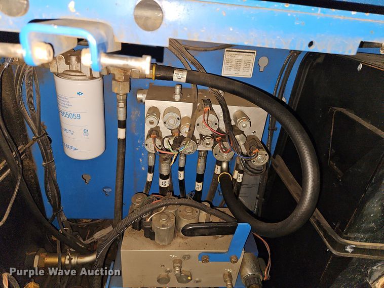 image for item EI8788 2012 Genie GS-2669RT scissor lift