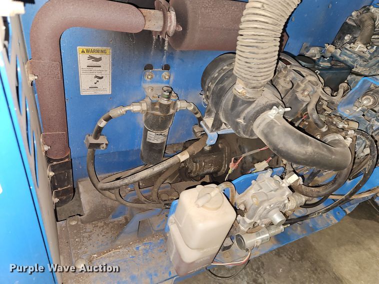 image for item EI8788 2012 Genie GS-2669RT scissor lift