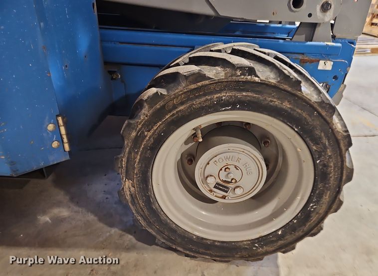 image for item EI8788 2012 Genie GS-2669RT scissor lift