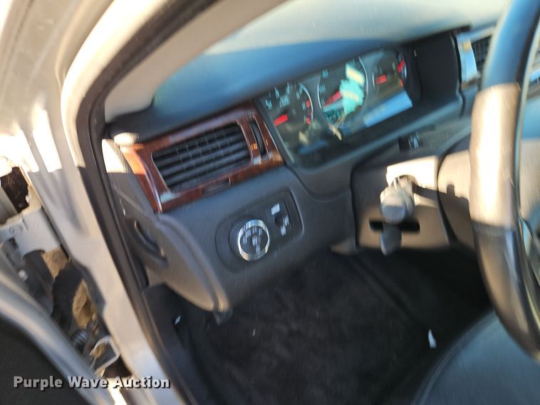 image for item EI8792 2010 Chevrolet Impala LT 