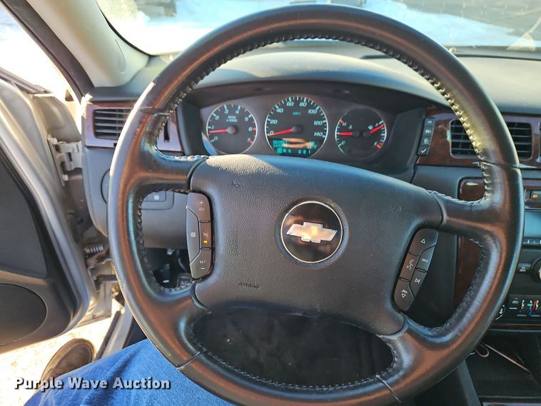 image for item EI8792 2010 Chevrolet Impala LT 