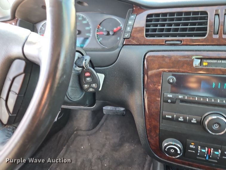 image for item EI8792 2010 Chevrolet Impala LT 