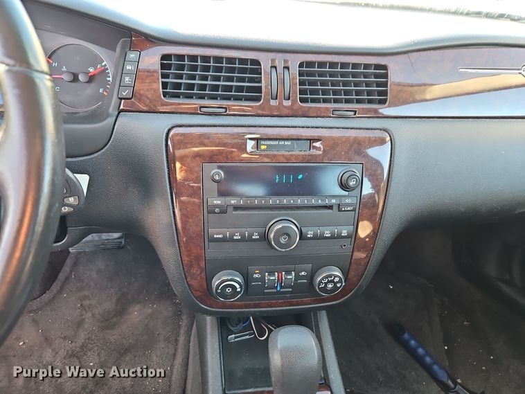 image for item EI8792 2010 Chevrolet Impala LT 