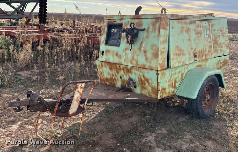 image for item EJ3448 Sullair air compressor