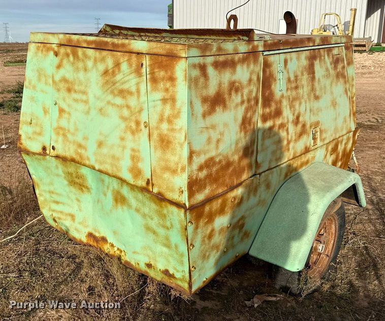 image for item EJ3448 Sullair air compressor