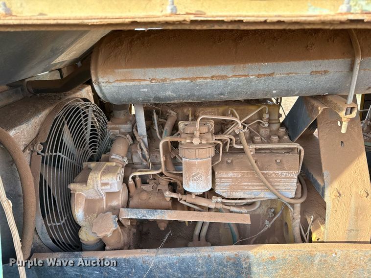 image for item EJ3448 Sullair air compressor