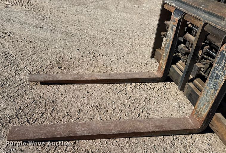 image for item EJ3461 2011 Hyster H155FT forklift