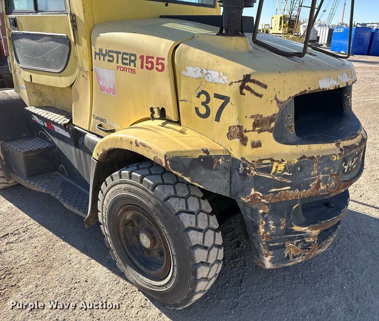 image for item EJ3461 2011 Hyster H155FT forklift