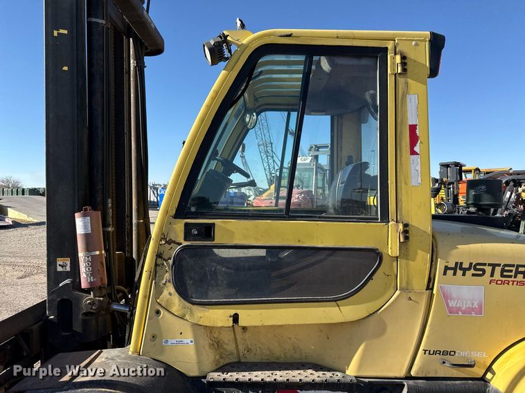 image for item EJ3461 2011 Hyster H155FT forklift