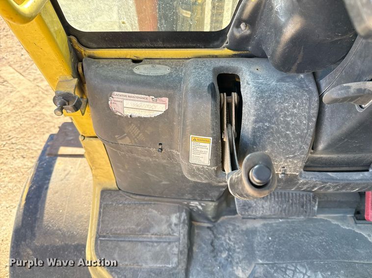 image for item EJ3461 2011 Hyster H155FT forklift