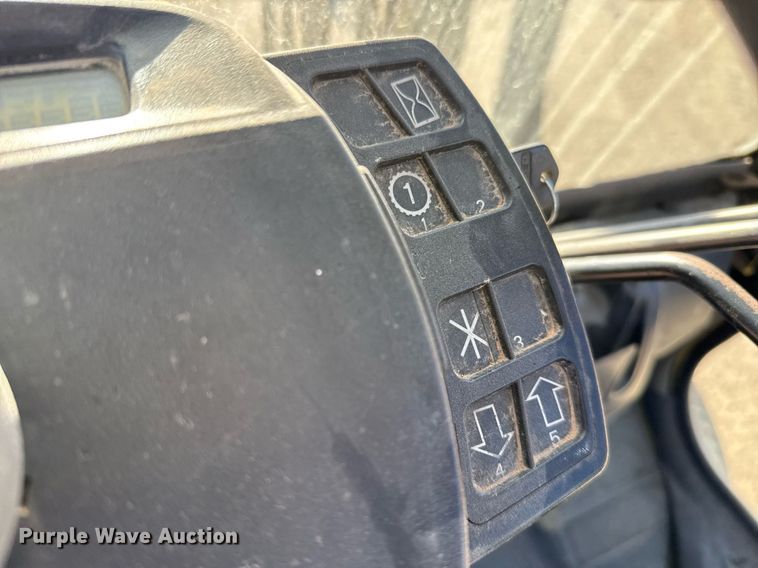 image for item EJ3461 2011 Hyster H155FT forklift