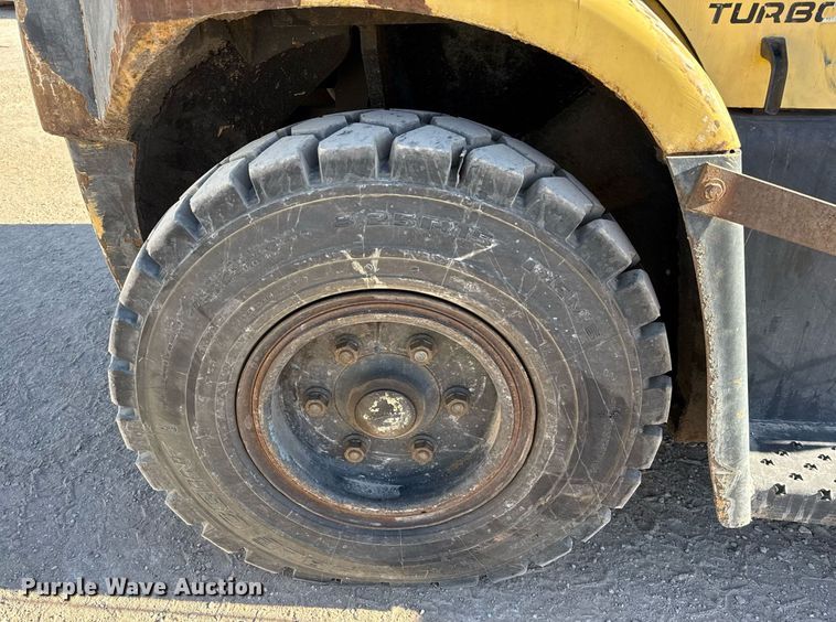 image for item EJ3461 2011 Hyster H155FT forklift