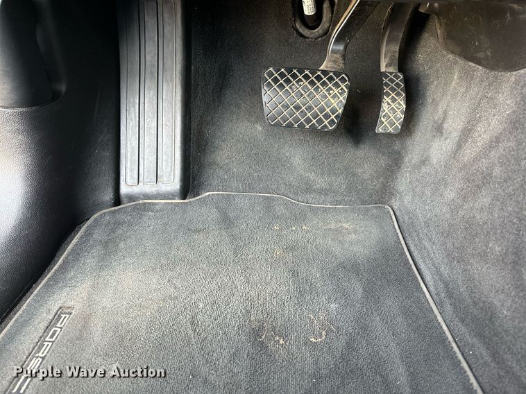 image for item EJ5328 2016 Porsche Macan S SUV