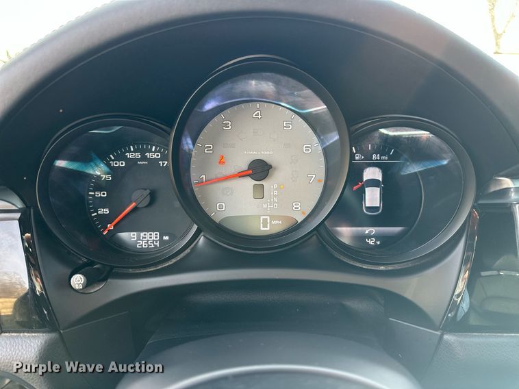 image for item EJ5328 2016 Porsche Macan S SUV