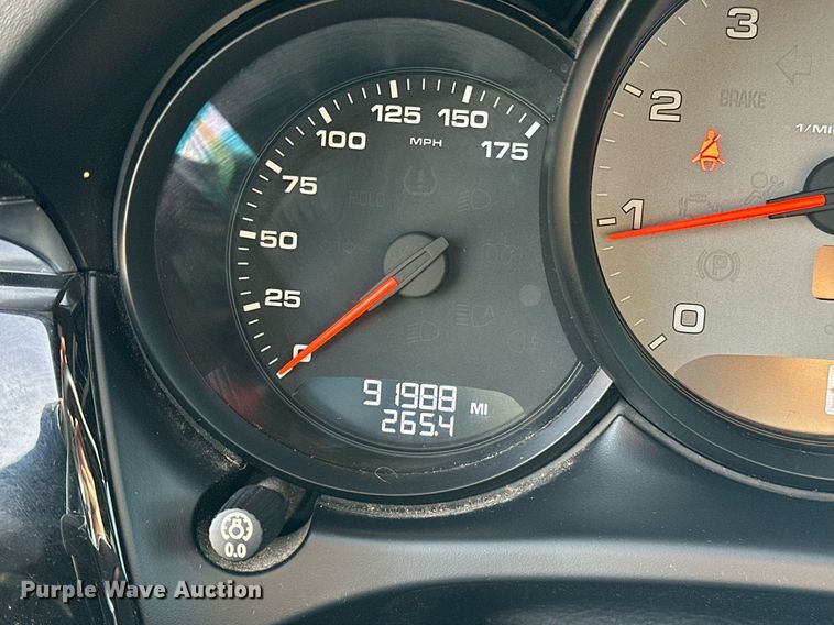 image for item EJ5328 2016 Porsche Macan S SUV