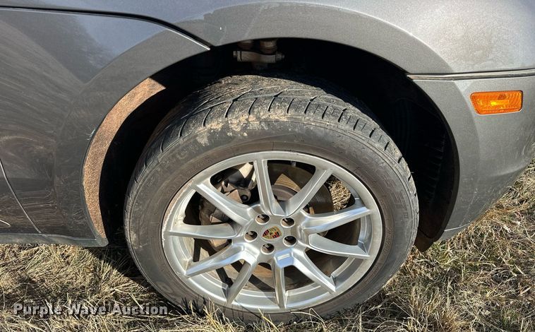 image for item EJ5328 2016 Porsche Macan S SUV