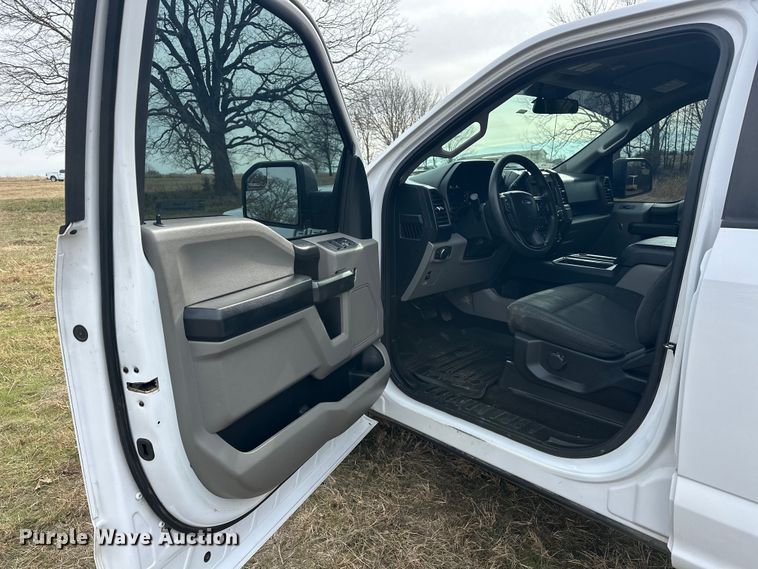 image for item EJ5330 2018 Ford F150 SuperCrew pickup truck