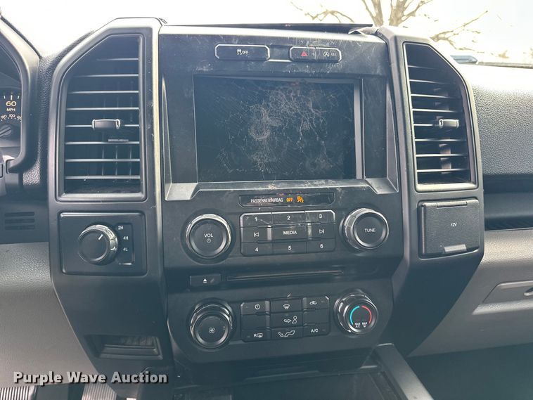 image for item EJ5330 2018 Ford F150 SuperCrew pickup truck