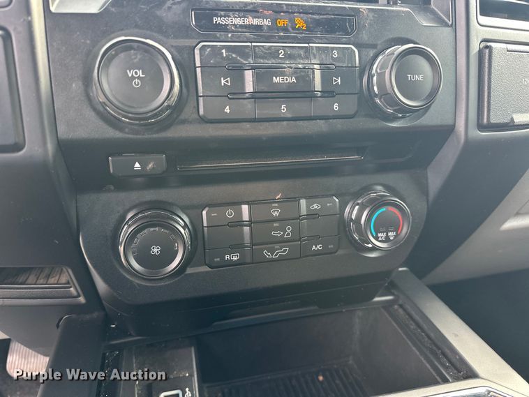 image for item EJ5330 2018 Ford F150 SuperCrew pickup truck