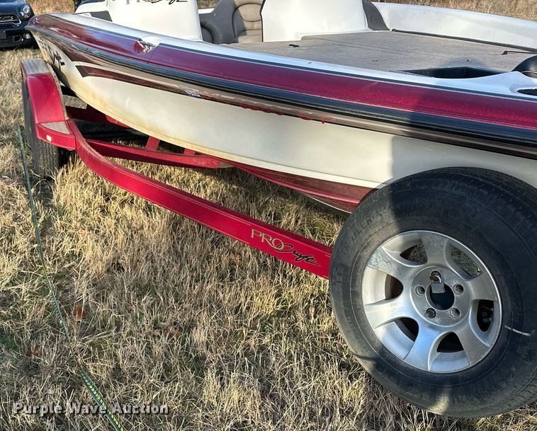 image for item EJ5332 2003 Procraft 200 Super Pro boat