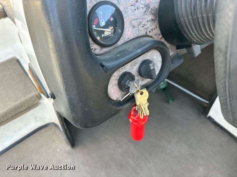 image for item EJ5332 2003 Procraft 200 Super Pro boat