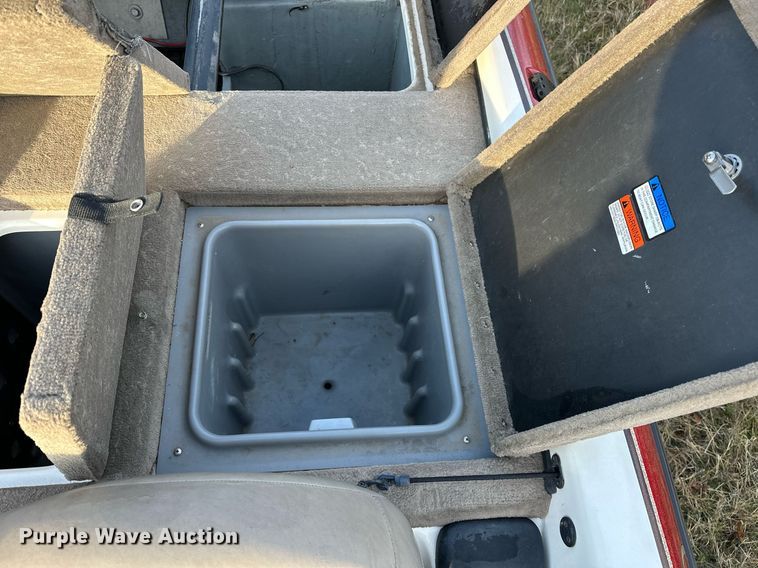 image for item EJ5332 2003 Procraft 200 Super Pro boat