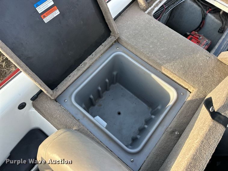 image for item EJ5332 2003 Procraft 200 Super Pro boat