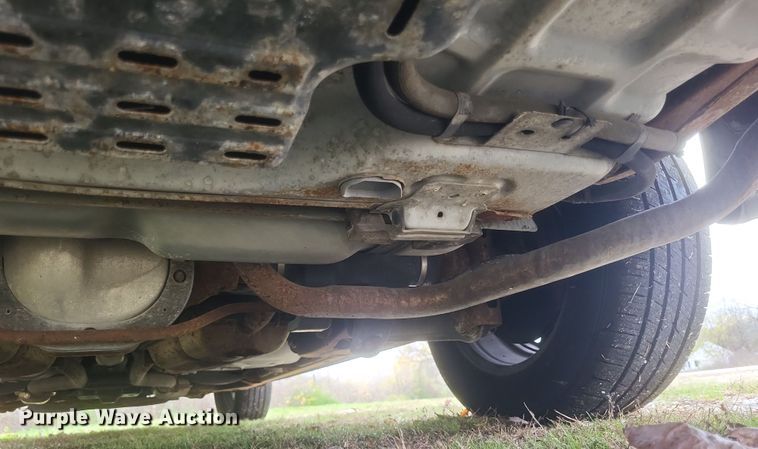 image for item EJ8105 2002 Ford Crown Victoria Police Interceptor 