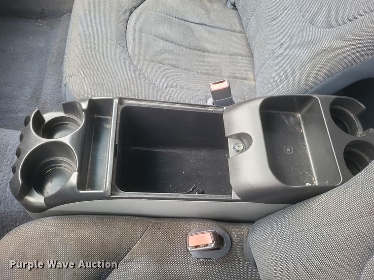 image for item EJ8105 2002 Ford Crown Victoria Police Interceptor 