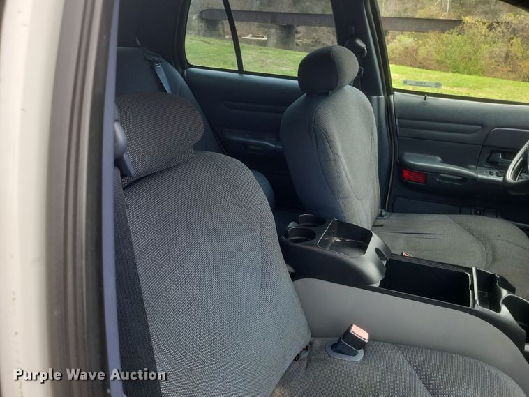 image for item EJ8105 2002 Ford Crown Victoria Police Interceptor 