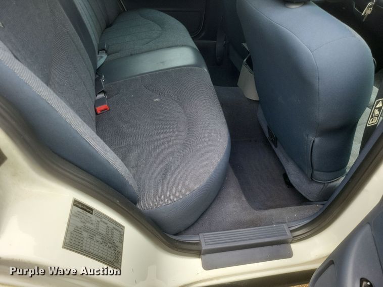 image for item EJ8105 2002 Ford Crown Victoria Police Interceptor 