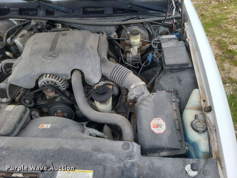 image for item EJ8105 2002 Ford Crown Victoria Police Interceptor 